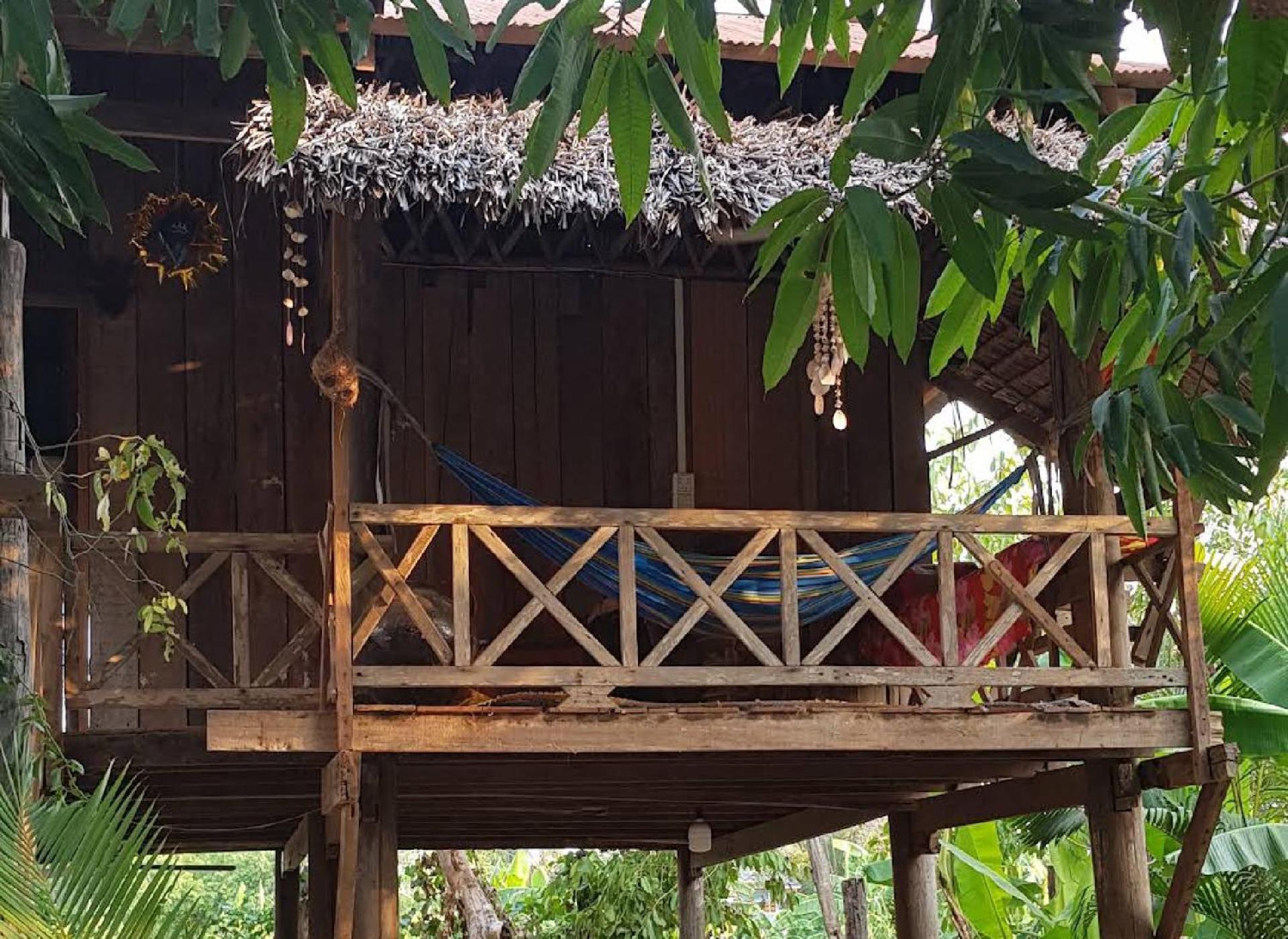 Family Batcave Homestay Battambang Exteriör bild